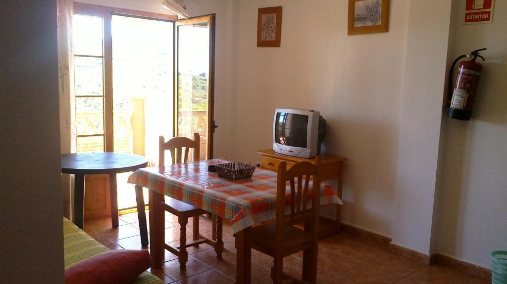 Apartamentos Las Colinas Velez Malaga Esterno foto